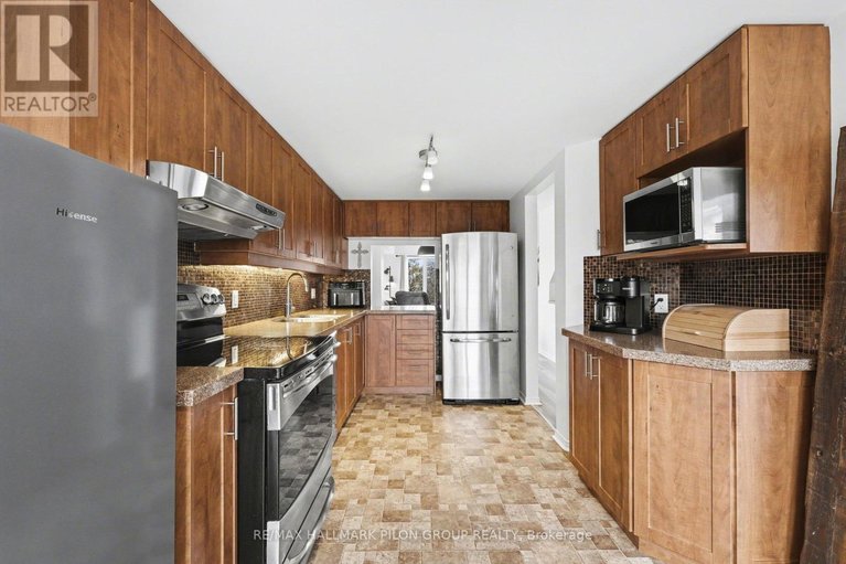 29619466/1121-gablefield-private/beaconwood/ottawa/ontario/K1J1E4_3