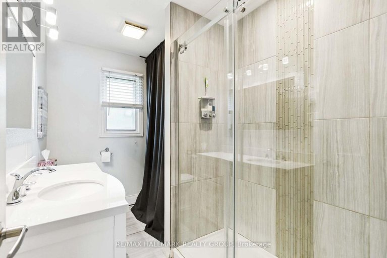 29635690/2824-barts-lane/rideau-twp-s-of-reg-rd-6-w-of-mccordick-rd/ottawa/ontario/K0G1J0_15