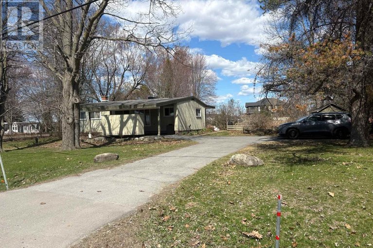 29659131/793-river-road/riverside-southgloucester-glen/ottawa/ontario/K4M0T9_2