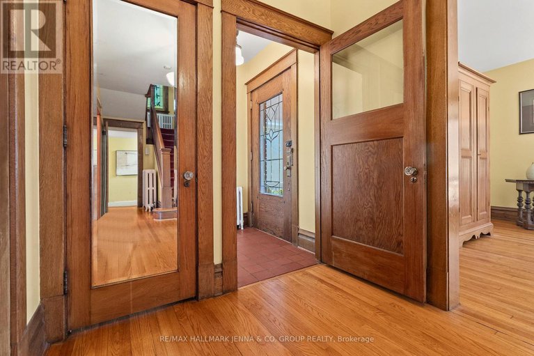 28899780/213-glebe-avenue/glebe/ottawa/ontario/K1S2C8_5