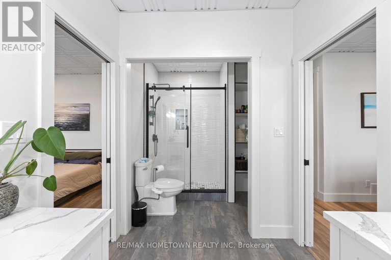 28237067/5-shoreside-way/augusta-twp/augusta/ontario/K6V5T1_46