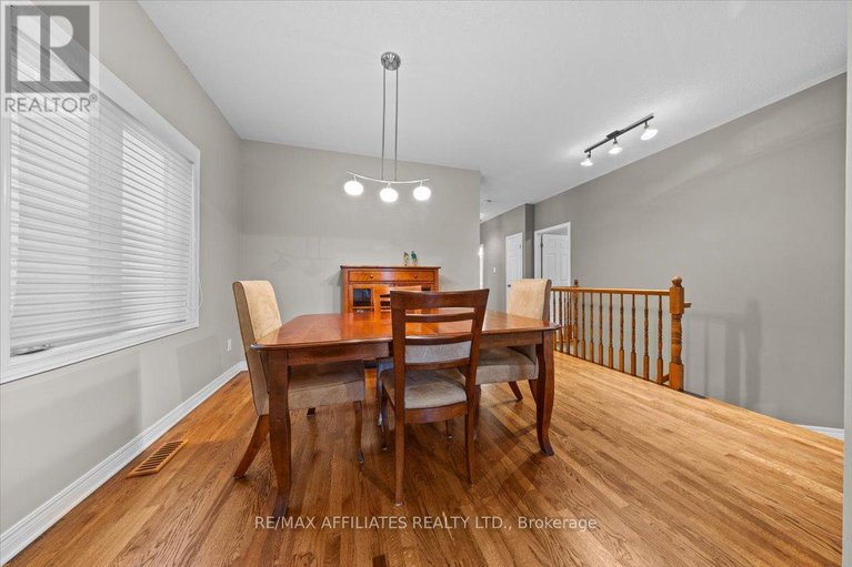 28798162/1147-mulder-avenue/fallingbrookgardenway-south/ottawa/ontario/K4A4G8_10