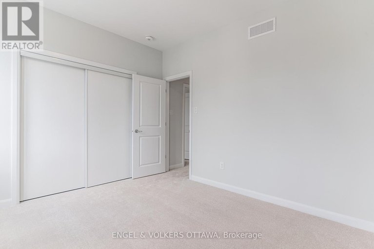 29064556/325-elsie-macgill-walk/morgans-grantsouth-march/ottawa/ontario/K2W0K7_42