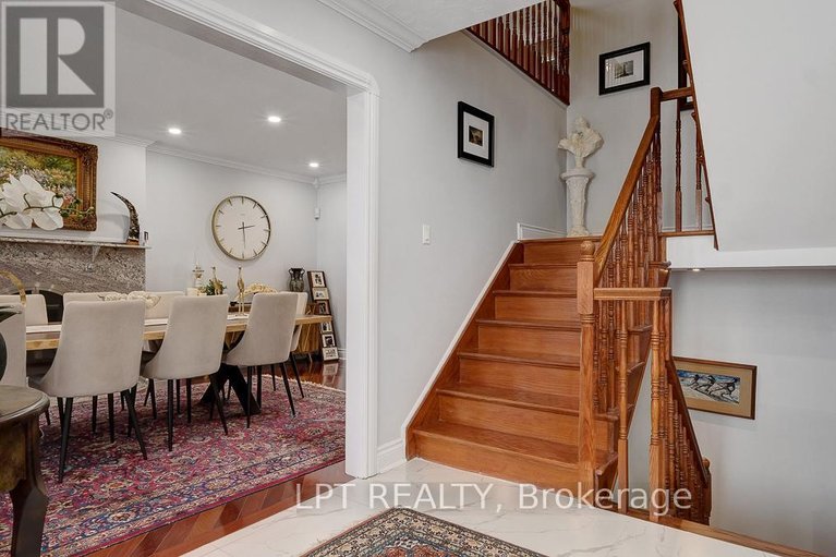 29603325/624-pleasant-park-road/playfair-park/ottawa/ontario/K1H5N5_5