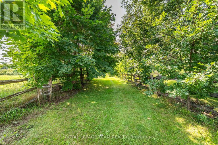28658646/8202-flewellyn-road/remainder-of-stittsville-area/ottawa/ontario/K0A1B0_26