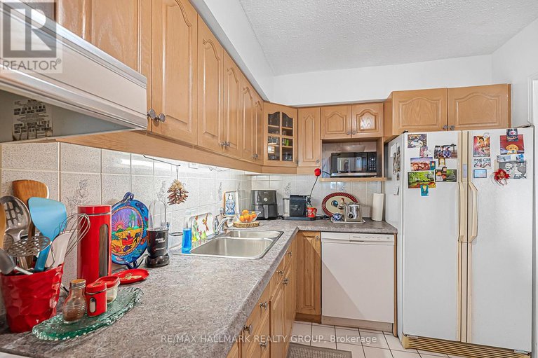 28173119/1409-158-c-mcarthur-avenue/vanier/ottawa/ontario/K1L8E7_14