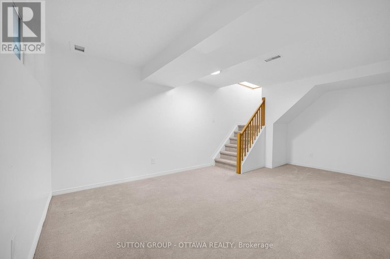 28912115/313-stoneway-drive/barrhaven-east/ottawa/ontario/K2G6E7_27