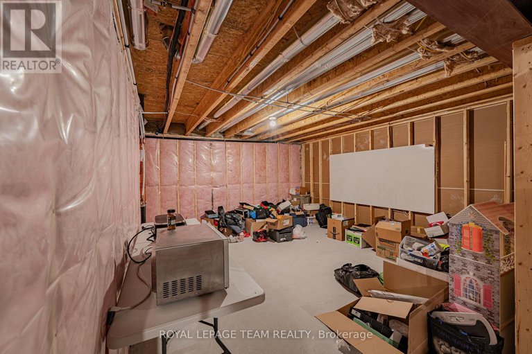 28358641/935-atrium-ridge/riverside-southgloucester-glen/ottawa/ontario/K4M0N9_47