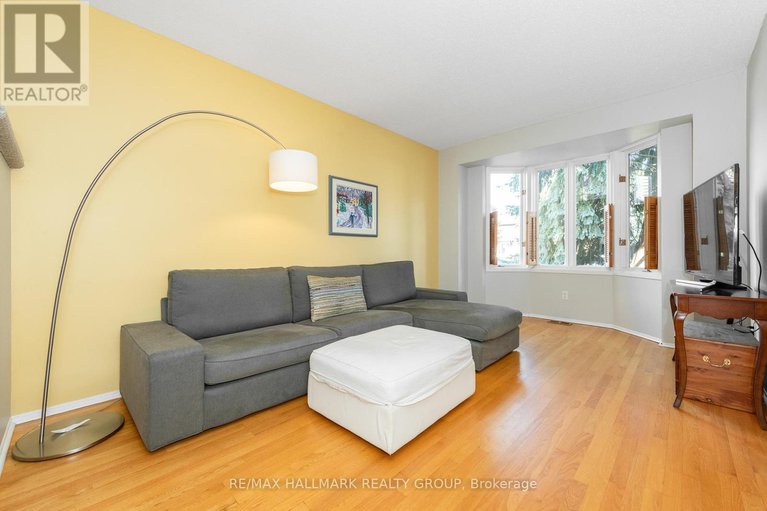28847382/1414-eastcliffe-way/pineview/ottawa/ontario/K1B5H6_8