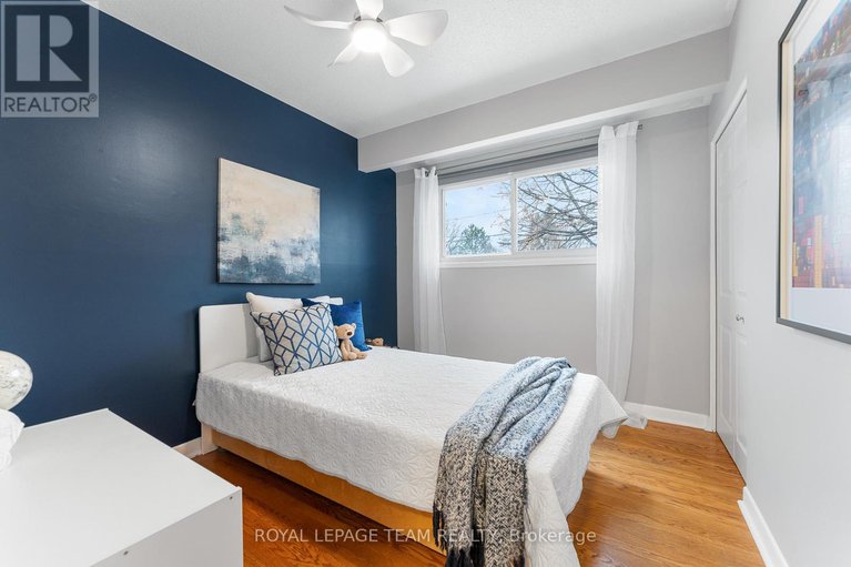 29147557/62-crystal-beach-drive/crystal-beach/ottawa/ontario/K2H5N1_30