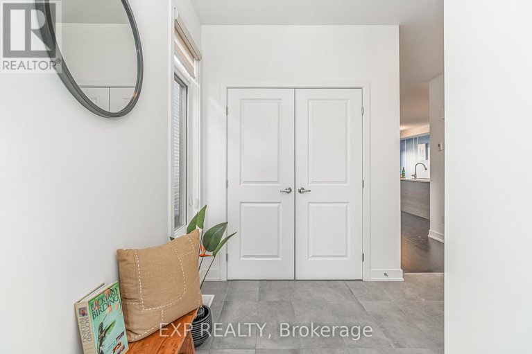 29297786/92-big-dipper-street/riverside-southgloucester-glen/ottawa/ontario/K4M0L9_3