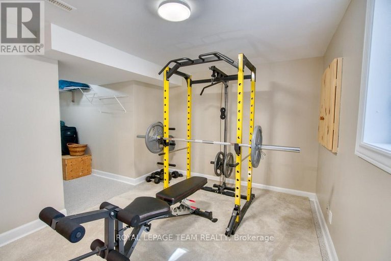 29646083/13-shannondoe-crescent-w/bridlewood/ottawa/ontario/K2M2H1_41