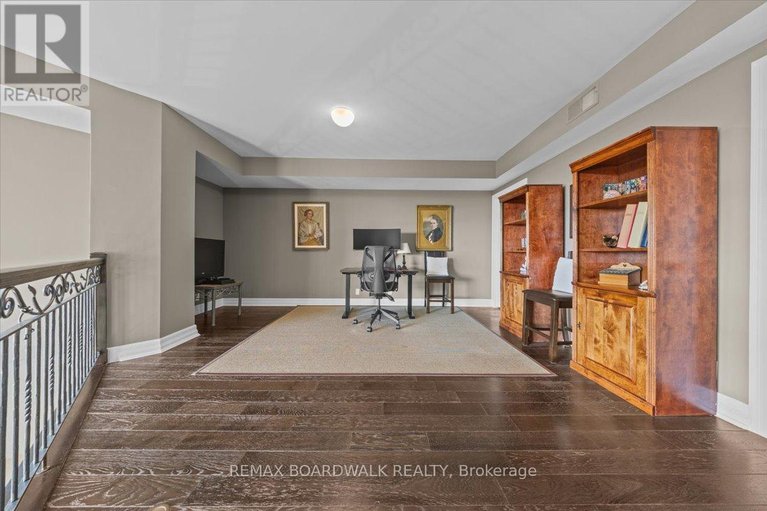 29613822/ph804-320-mcleod-street/ottawa-centre/ottawa/ontario/K2P1A3_23