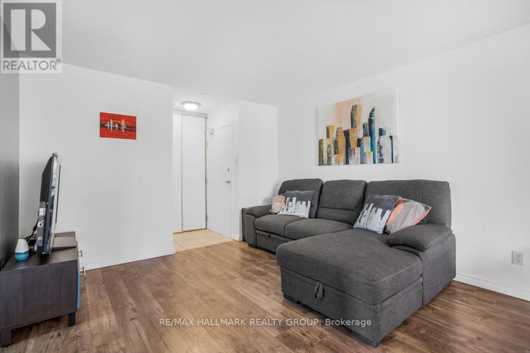 28258311/203-270-brittany-drive/viscount-alexander-park/ottawa/ontario/K1K4M3_8