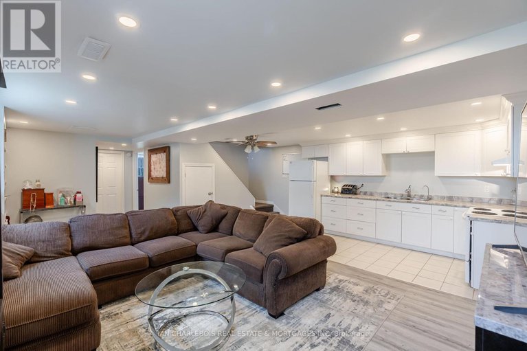 28596144/5616-akins-road-nw/btwn-franktown-rd-fallowfield-rd/ottawa/ontario/K2S1B8_19