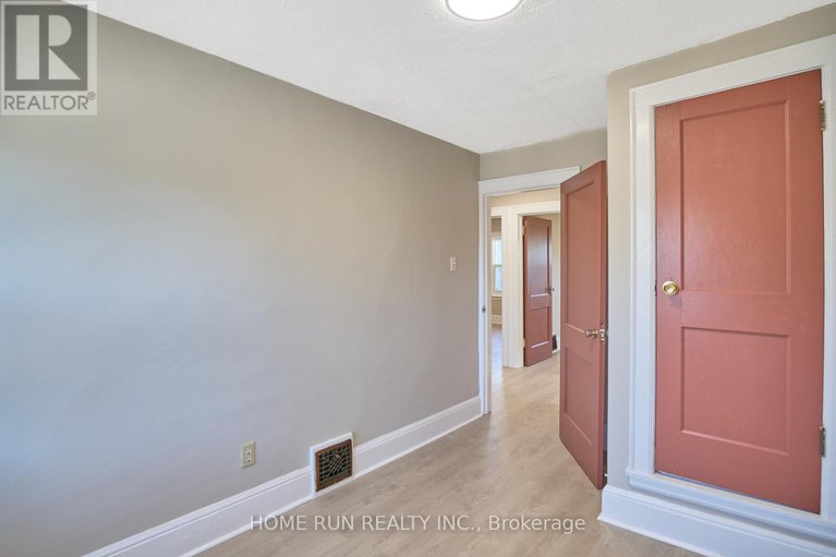 28928273/473-parkdale-avenue/hintonburg/ottawa/ontario/K1Y1H5_30