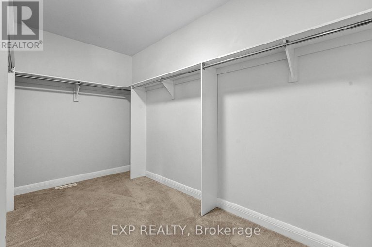 28811431/25-stanhope-court/stonebridge/ottawa/ontario/K2J6S2_29