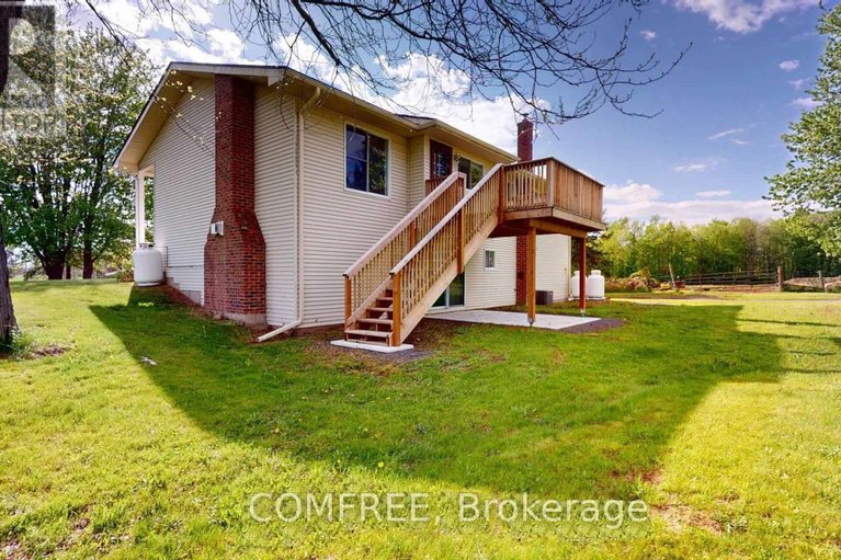 29498593/4437-county-road-12/south-stormont-osnabruck-twp/south-stormont/ontario/K0C1R0_24