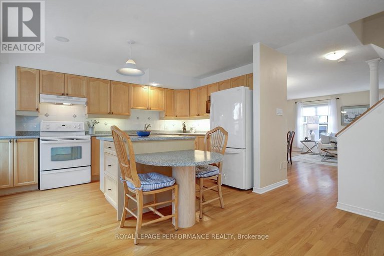 29081363/169-arcola-private/overbrookcastle-heights/ottawa/ontario/K1K4W9_17