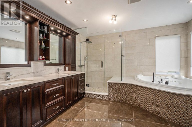 28937759/2253-prospect-avenue/alta-vista/ottawa/ontario/K1H7G2_22