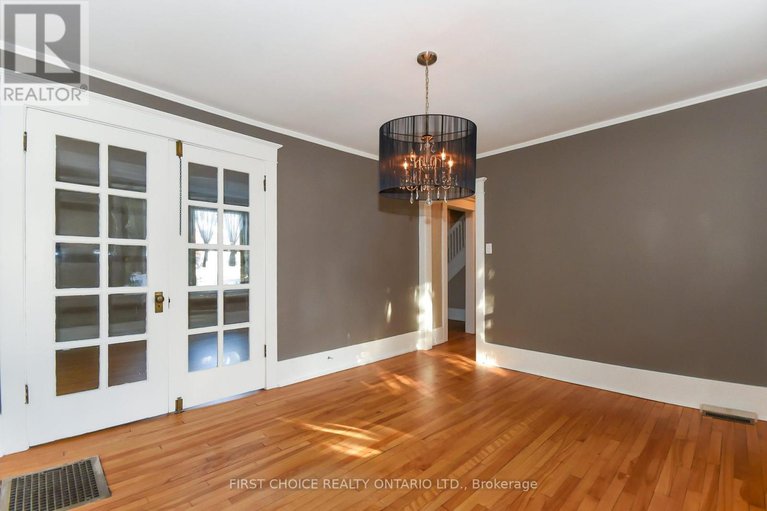 29184407/142-broadway-avenue/glebe/ottawa/ontario/K1S2V8_10