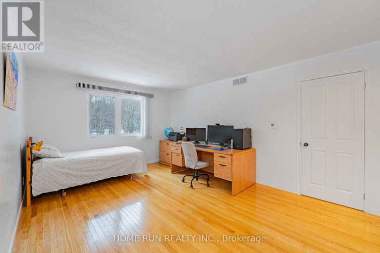 29168819/1545-sherruby-way/rural-kanata-central/ottawa/ontario/K2W1A9_36