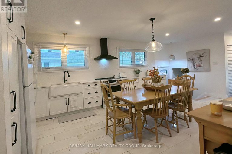 29062143/2424-joliffe-street/hawthorne-meadows/ottawa/ontario/K1G1G9_12