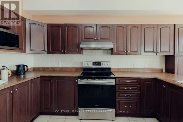 28162019/274-trail-side-circle/springridgeeast-village/ottawa/ontario/K4A5B1_8