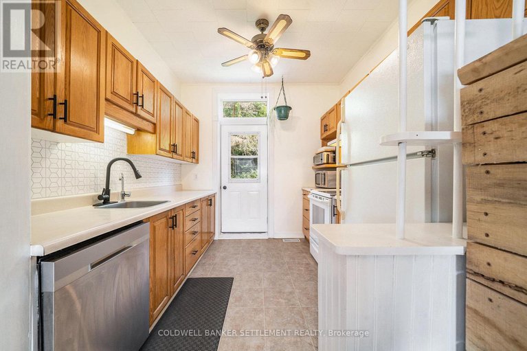 28932612/3215-drummond-con-8a-concession/drummond-n-elmsley-drummond-twp/drummondnorth-elmsley/ontario/K0G1A0_9