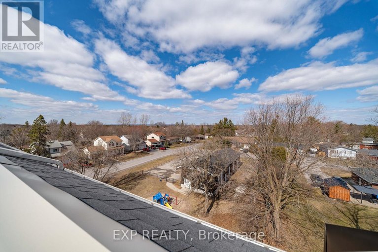 29608376/28-meach-private/stittsville-south/ottawa/ontario/K2S0T8_24