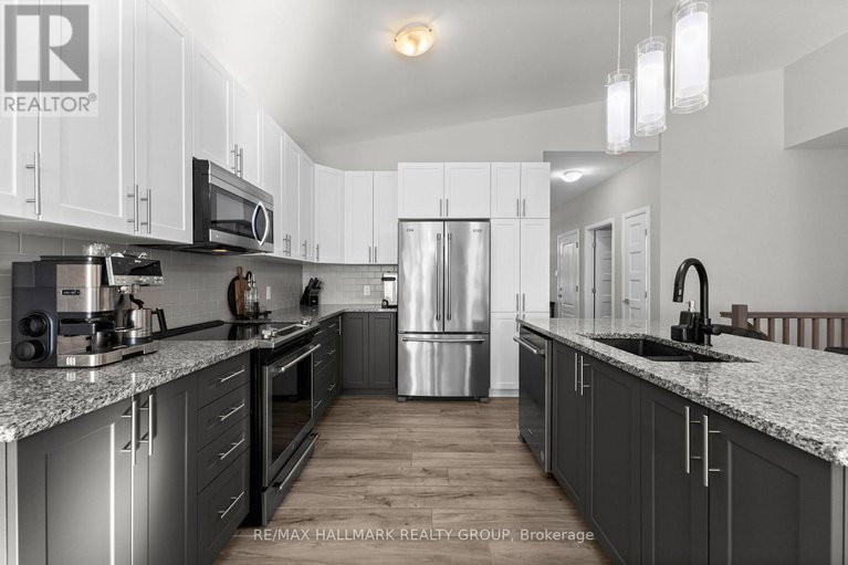 29372252/433-sterling-avenue/clarencerockland-twp/clarence-rockland/ontario/K4K0M5_7