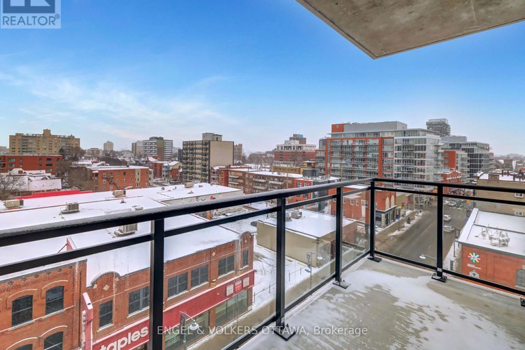 28440602/613-10-james-street/ottawa-centre/ottawa/ontario/K2P1T2_17