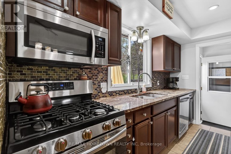 29660309/5-meikle-drive/augusta-twp/augusta/ontario/K0E1P0_11