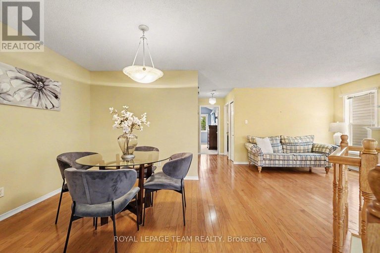 29688007/1598-lisbon-street/fallingbrookpineridge/ottawa/ontario/K4A4C3_10