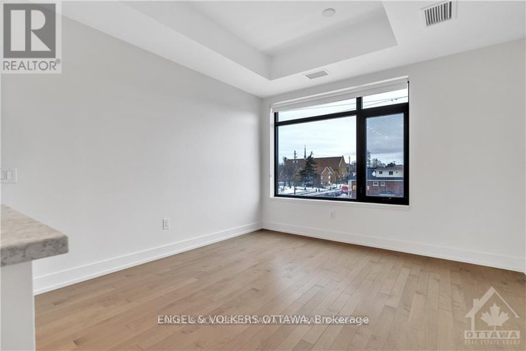 28643705/303-60-springhurst-avenue/ottawa-east/ottawa/ontario/K1S5V7_10
