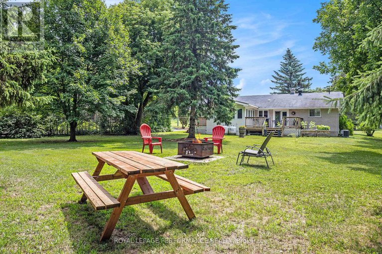 28638253/15-fair-street/maxville/north-glengarry/ontario/K0C1T0_29