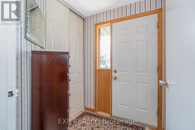 28703250/11-3111-quail-drive/sawmill-creektimbermill/ottawa/ontario/K1T1T9_2