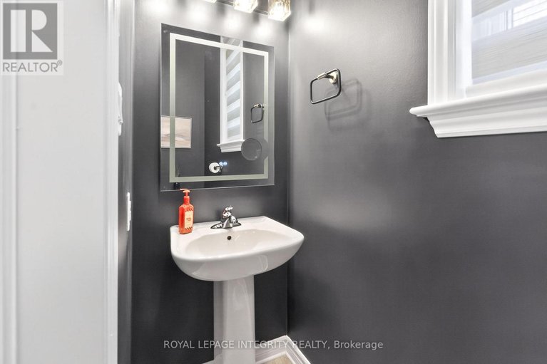 29586410/112-jardiniere-street/remainder-of-stittsville-area/ottawa/ontario/K2S2K2_5