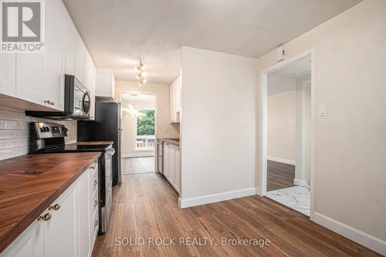 28504129/33-thistledown-court/pheasant-run/ottawa/ontario/K2J1N1_11
