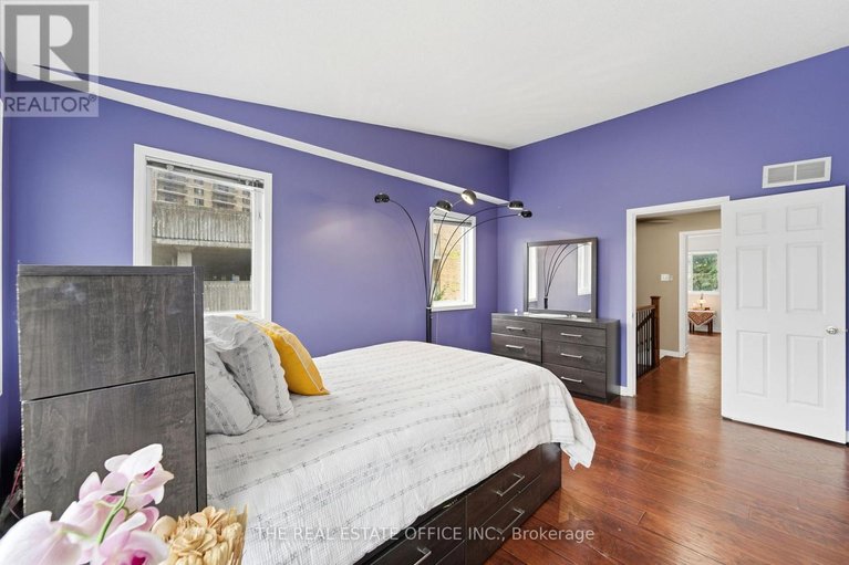 29676619/106-corsica-private/riverview-park/ottawa/ontario/K1G5Y1_21