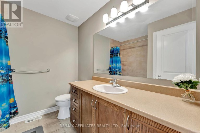 28562924/625-trigoria-crescent/avalon-west/ottawa/ontario/K4A1B1_31