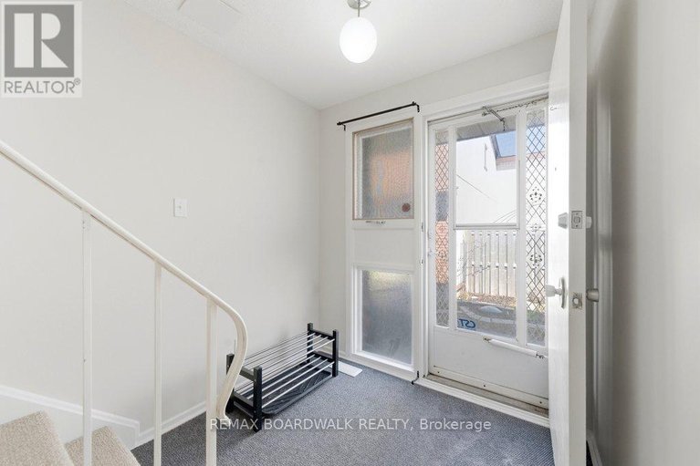 29640034/47-2210-loyola-avenue/beaconwood/ottawa/ontario/K1J8H5_3