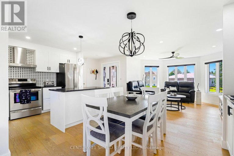 29634742/6291-maclean-court/south-glengarry-lancaster-twp/south-glengarry/ontario/K0C1E0_19