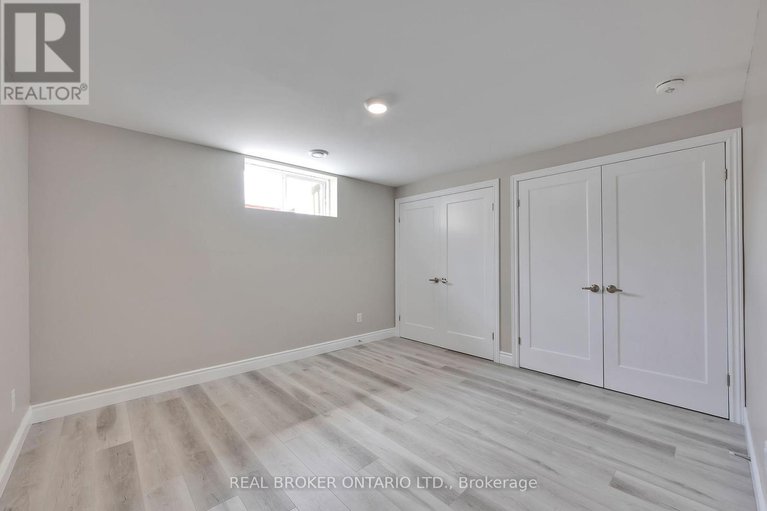 28835810/12-abbey-crescent/village-of-russell/russell/ontario/K4R0B5_29
