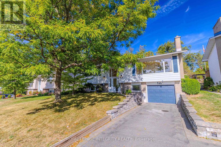 28882629/135-desmond-avenue/glencairnhazeldean/ottawa/ontario/K2L1E8_2