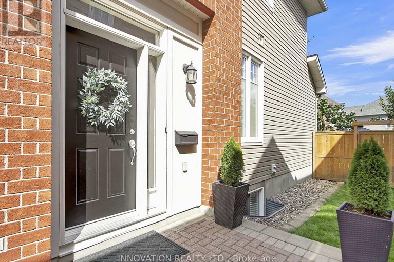 28846761/4283-kelly-farm-drive/blossom-parkkemp-parkfindlay-creek/ottawa/ontario/K1T0A6_4
