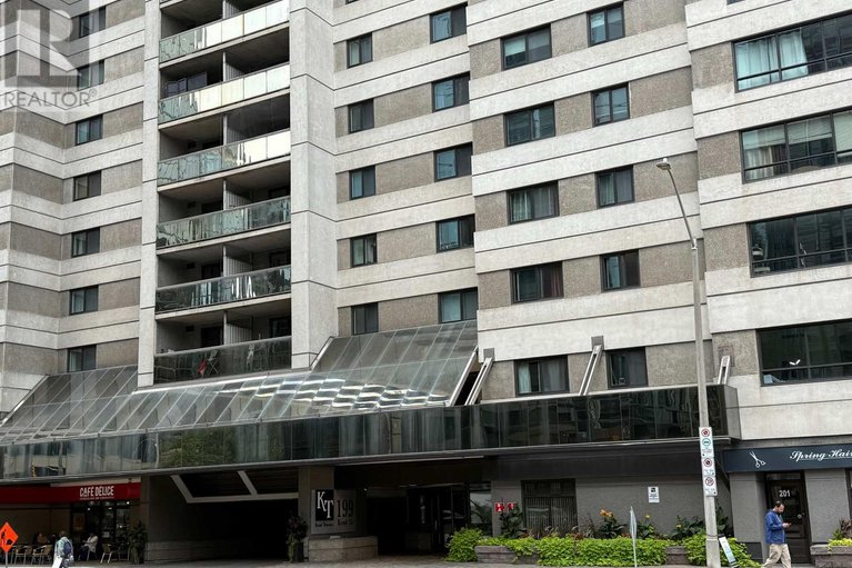 28913069/1103-199-kent-street/ottawa-centre/ottawa/ontario/K2P2K8_21