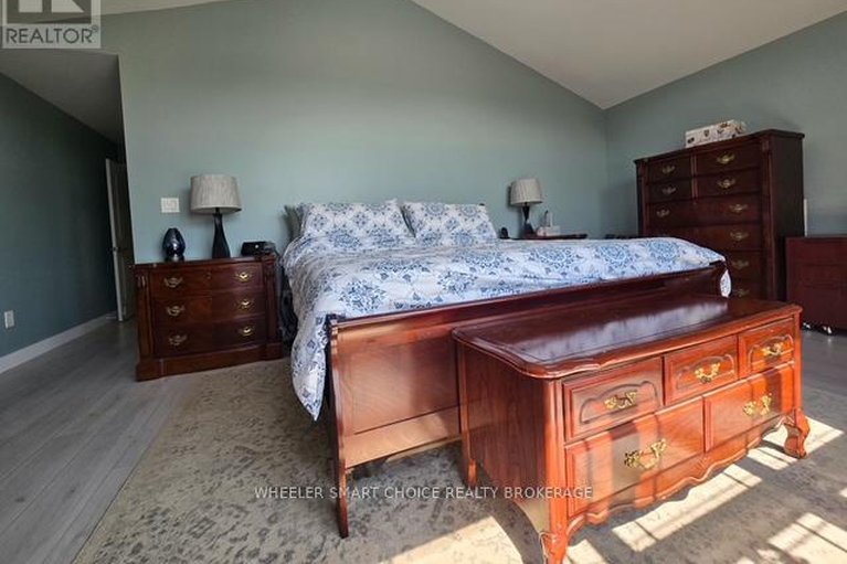 29314763/15765-manning-road/south-stormont-osnabruck-twp/south-stormont/ontario/K0C1M0_22