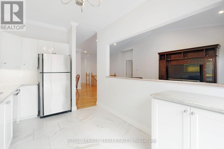 29630264/114-bartlett-private/hunt-clubwestern-community/ottawa/ontario/K1V2A8_25