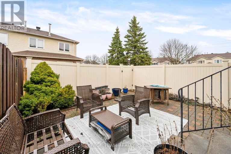 29614827/152-hunterswood-crescent/hunt-club-park/ottawa/ontario/K1G5W1_39